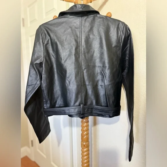 NWOT Hollister Black Faux Leather Moto Jacket Size Small - Picture 5 of 5
